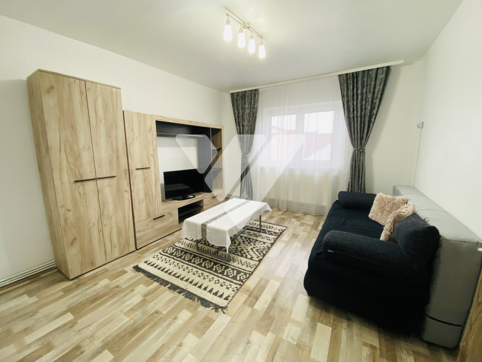 Apartament cu o camera de inchitiat, zona Ștrand 