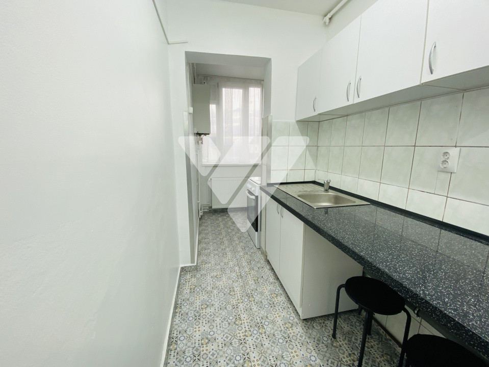 Apartament cu o camera de inchitiat, zona Ștrand 