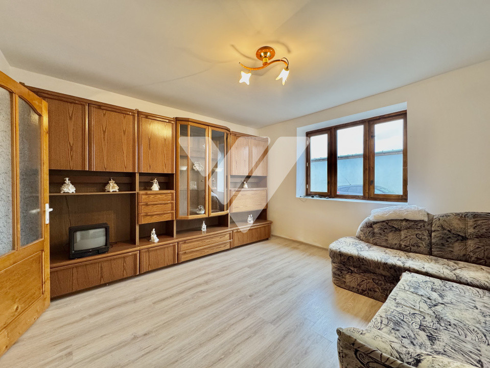 Casa individuala 2 camere 65 mp si teren 136 mp in Slimnic Sibiu