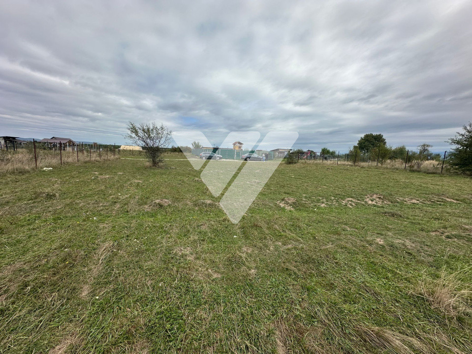 Tren intravilan cu autorizatie de constructie 417 mp - zona Cisnadie