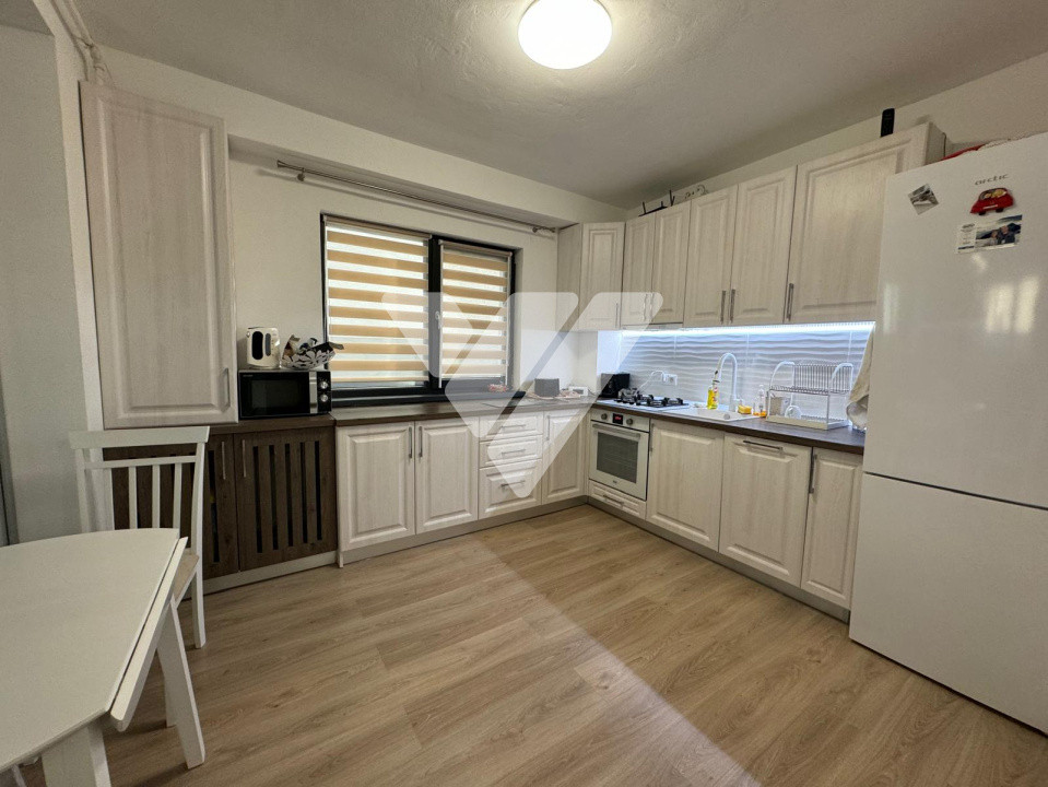 Casa duplex cu 4 camere mobilat si teren 297 mp Cartierul Arhitectilor