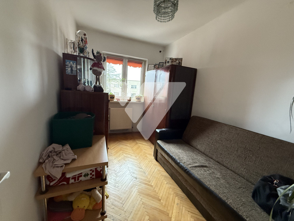 Apartament 3 camere mobilat boxa etaj 2 in Valea Aurie Sibiu