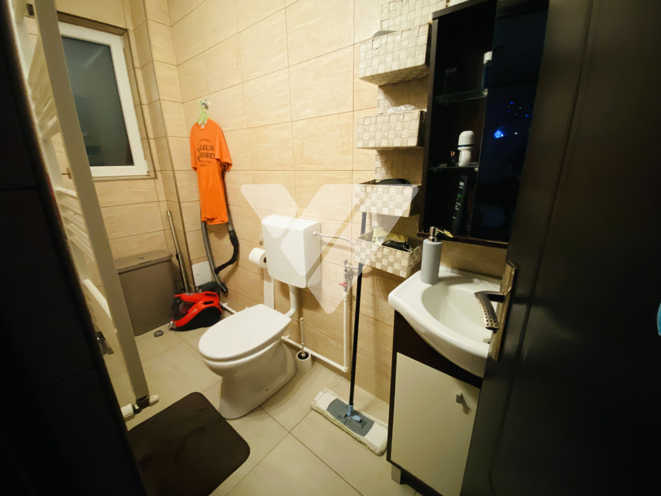 Casa 3 camere mobilat si teren 180 mp de vanzare in Turnisor Sibiu