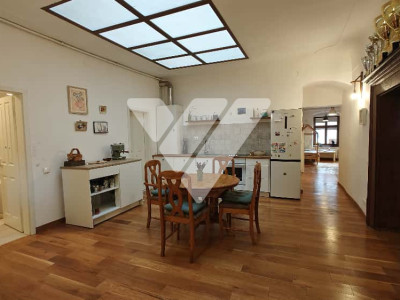 Apartament deosebit cu 3 camere în Centrul Istoric al Sibiului