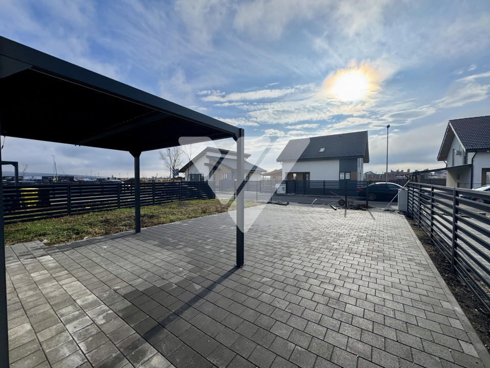 Duplex intabulat 4 camere 110 mp utili si teren 390 mp Sura Mica Sibiu