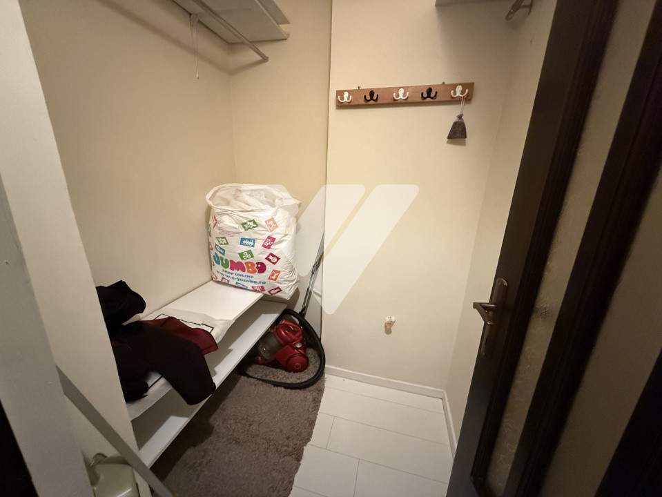 Apartament 3 camere 2 bai balcon boxa etaj 3 Sibiu sos. Alba Iulia