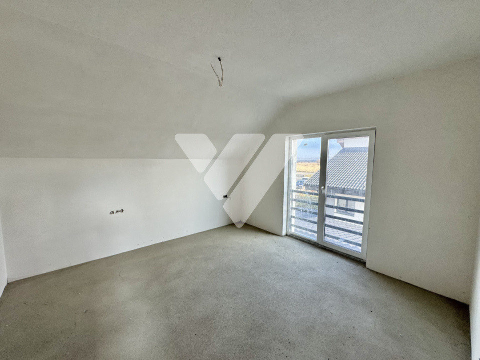 Casa individuala 5 camere si teren 465 mp in Sura Mica Sibiu