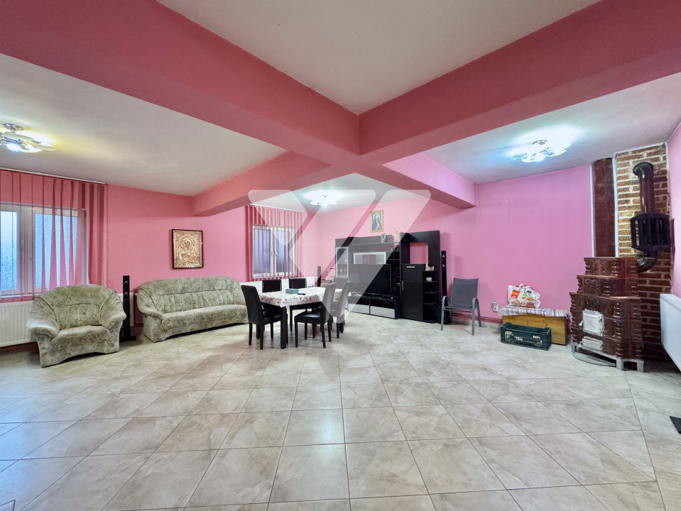 Casa 5 camere 175 mp, demisol pod si teren 820 mp - Cartisoara Sibiu