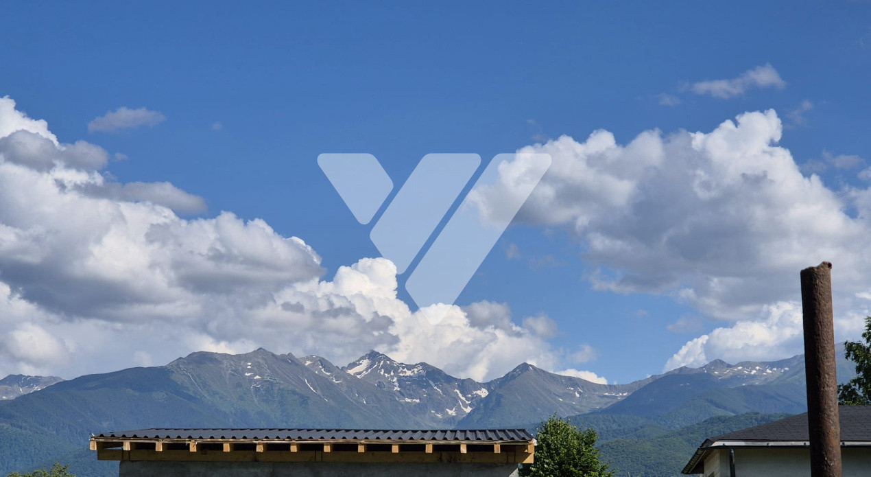 Teren Intravilan  – Valea Avrigului, 2000 mp