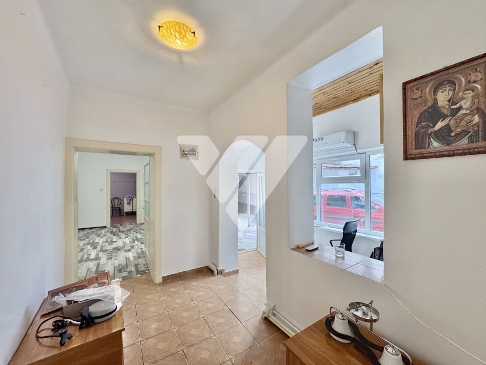 Casă 266 mp teren 800 mp - Cisnadie - pentru locuință sau pensiune