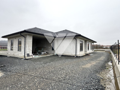 Casa individuala 4 camere pe un singur nivel teren 855 mp Vestem Sibiu