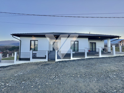 Casa premium pe un singur nivel, teren 600 mp, vedere munti - Tocile