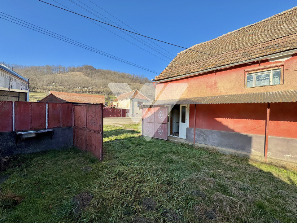 Casă individuală cu teren 400 mp – Buia, Sibiu