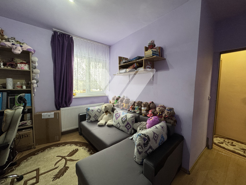 Apartament 3 camere etaj 1 mobilat zona Gusterita Sibiu