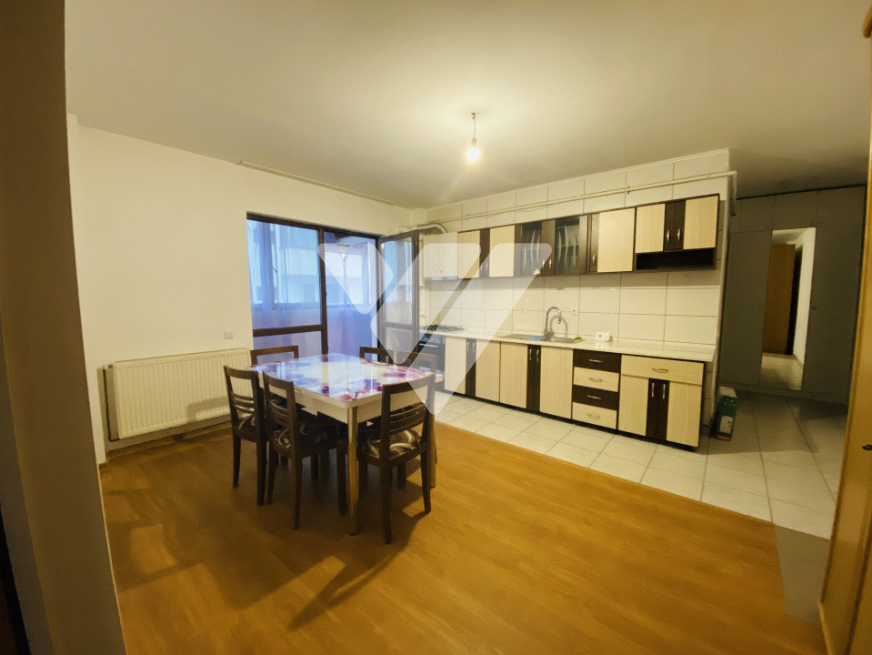 Apartament 3 camere de închiriat, zona Doamna Stanca