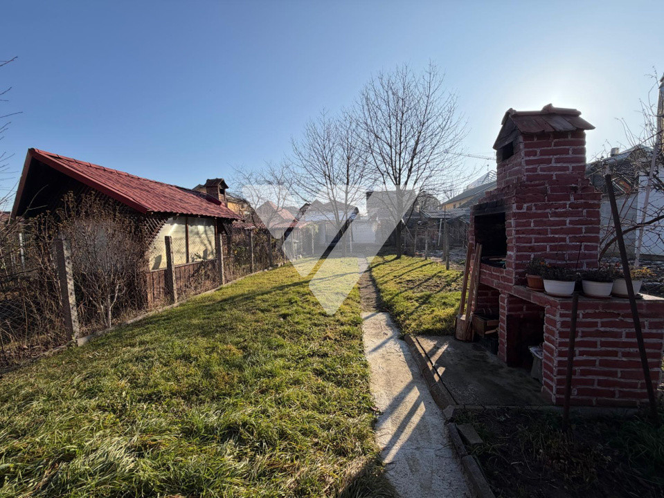 Casa cu curte individuala 3 camere teren 290 mp Vasile Aaron Sibiu