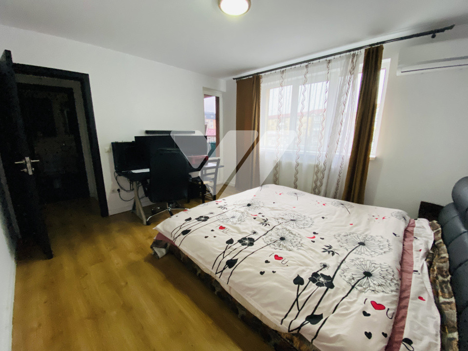 Apartament 3 camere 81 mp etaj 2 doua balcoane zona Aleea Streiu