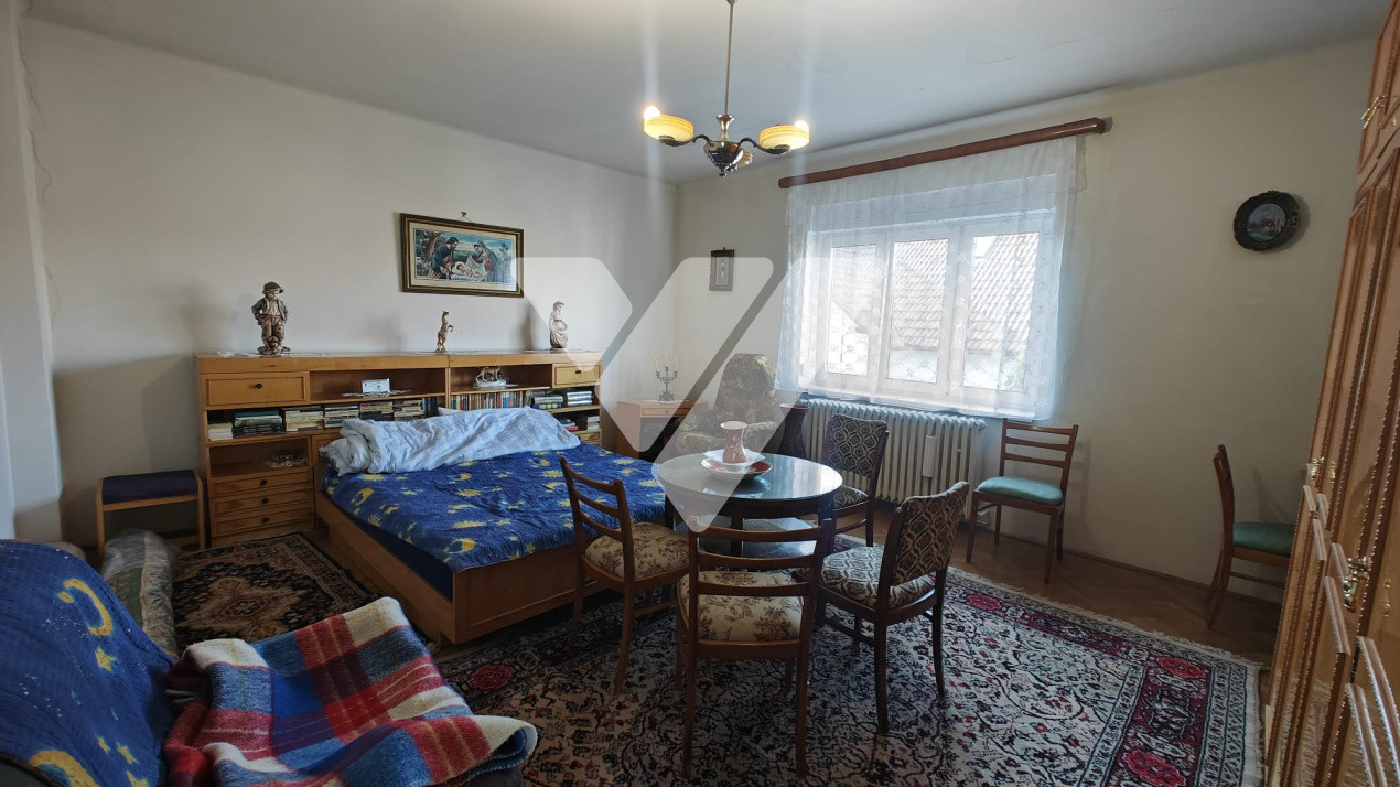 Casă tip Duplex de închiriat 3 camere aproape de Piața Cibin