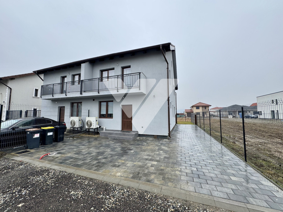 Casa moderna tip duplex 4 camere mobilata, teren 235 mp Talmaciu Sibiu