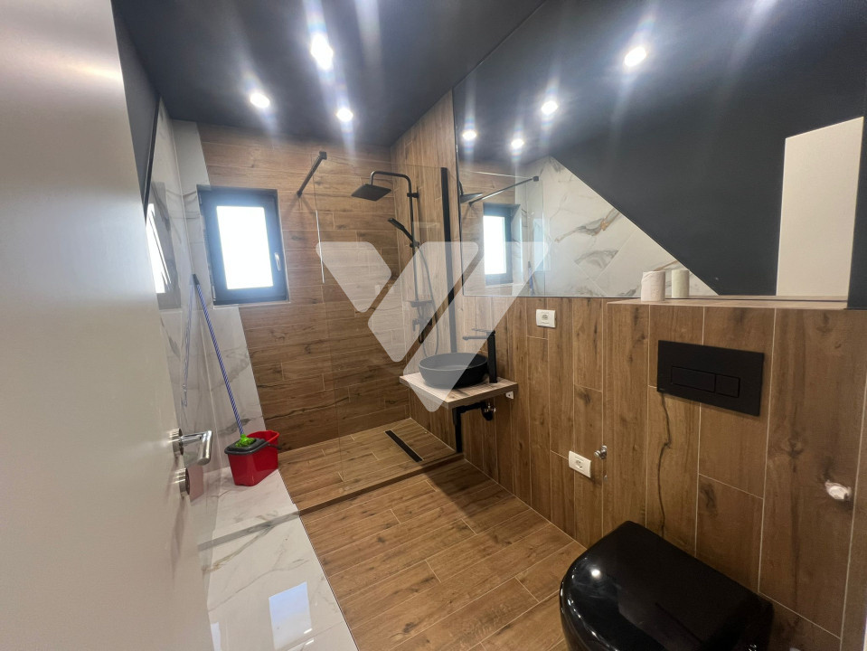 Apartament 2 camere balcon si gradina 60 mp - zona Doamna Stanca