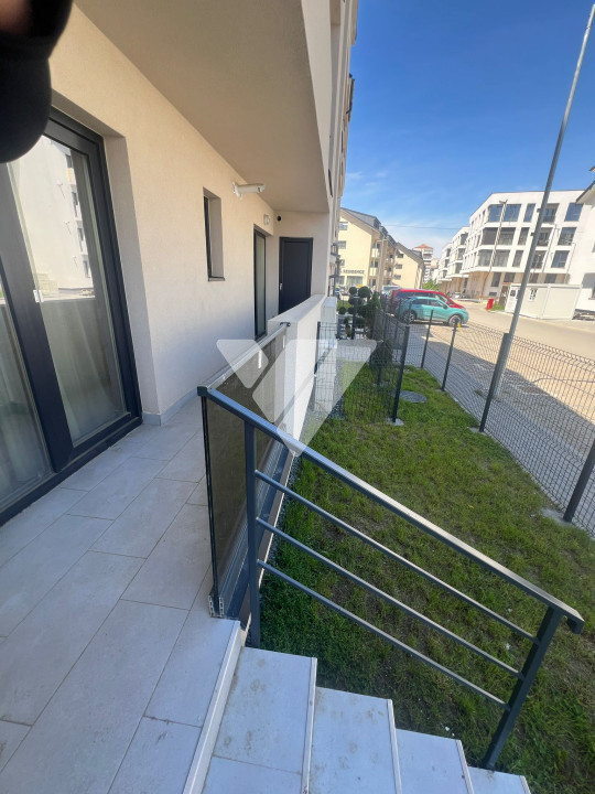 Apartament 2 camere balcon si gradina 60 mp - zona Doamna Stanca