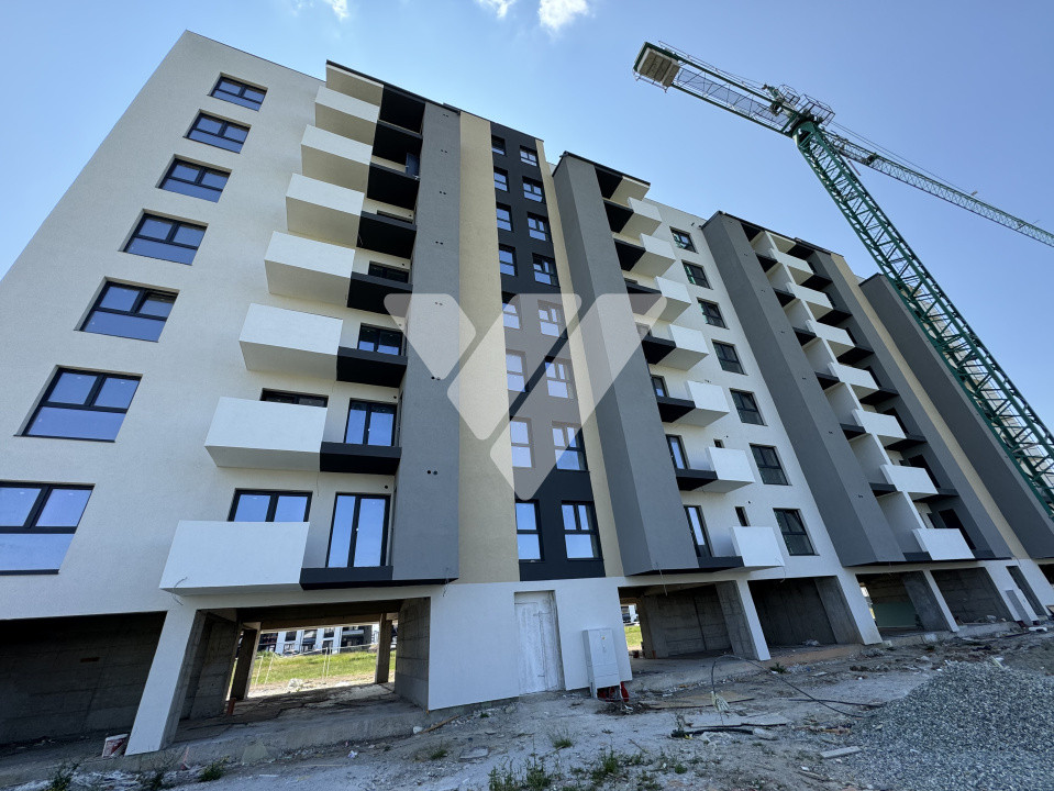 Apartament LA CHEIE 3 camere etaj 4 lift boxa si parcare Doamna Stanca