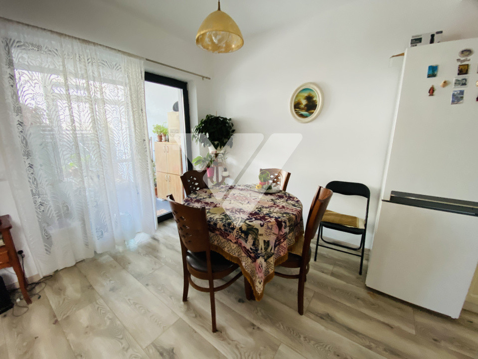 Casa triplex 4 camere mobilata de vanzare in Selimbar Sibiu