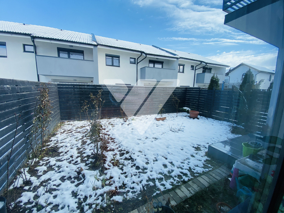 Casa triplex 4 camere mobilata de vanzare in Selimbar Sibiu