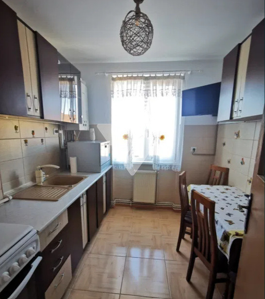 Apartament 2 camere 49 mp de vanzare in Sibiu - zona Vasile Aaron