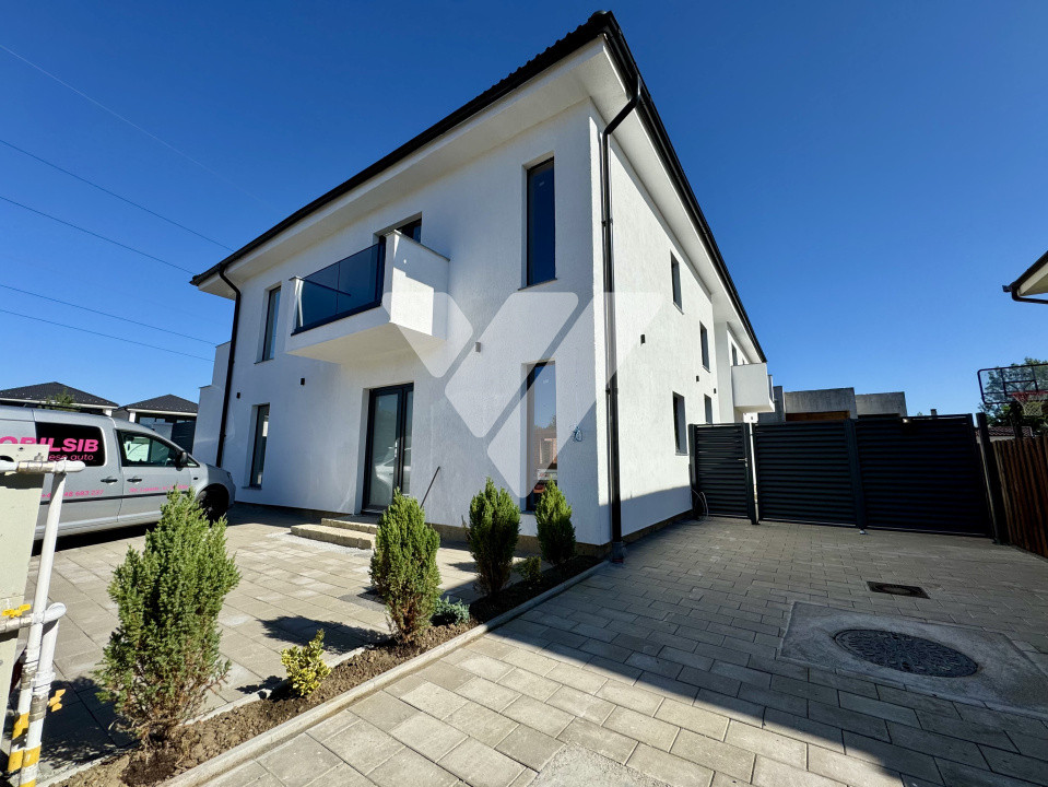 Casa noua duplex 4 camere, teren 475 mp de vanzare in Selimbar Sibiu
