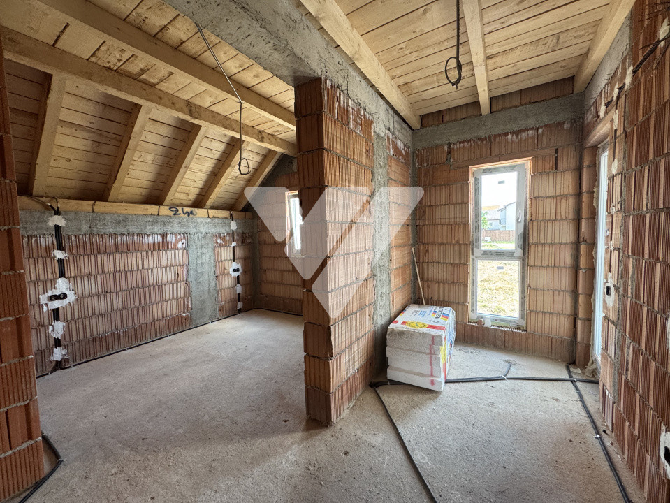 Casa noua 4 camere 3 bai 120 mp si teren 340 mp Sura Mare Sibiu