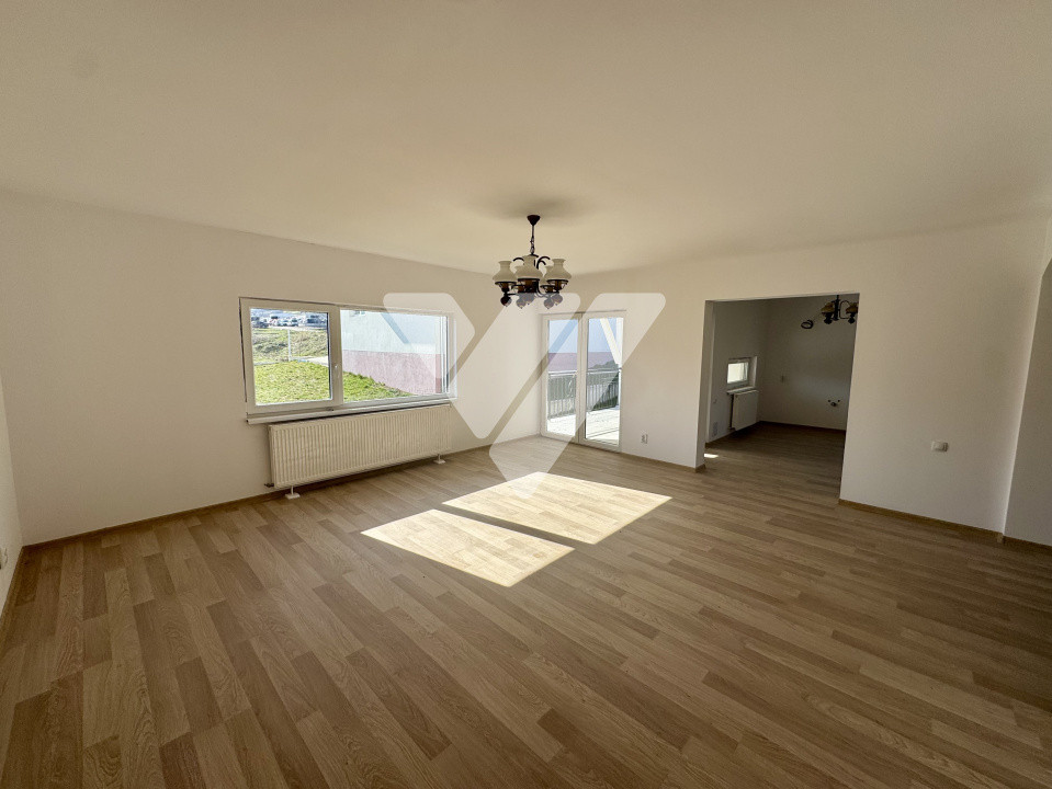 Casa LA CHEIE 4 camere si teren 386 mp de vanzare in Cisnadie Sibiu