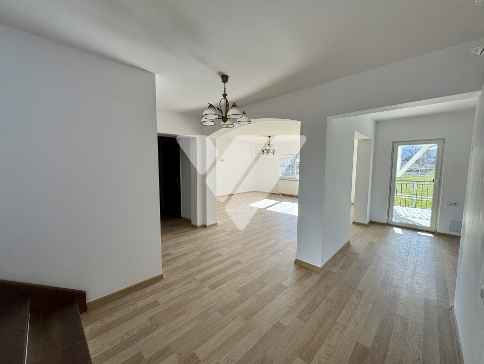 Casa LA CHEIE 4 camere si teren 386 mp de vanzare in Cisnadie Sibiu