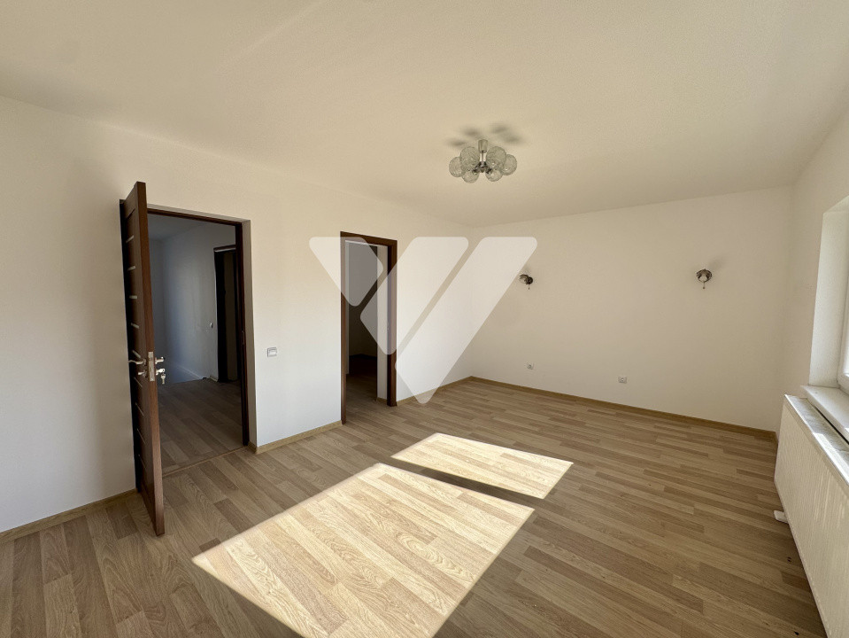 Casa LA CHEIE 4 camere si teren 386 mp de vanzare in Cisnadie Sibiu