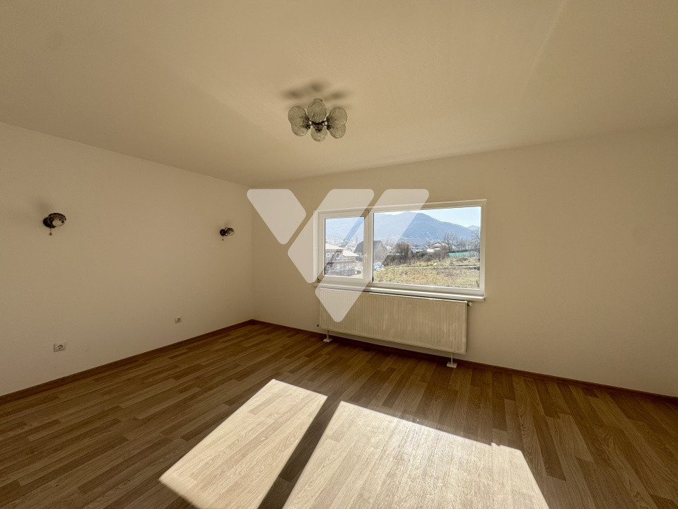 Casa LA CHEIE 4 camere si teren 386 mp de vanzare in Cisnadie Sibiu