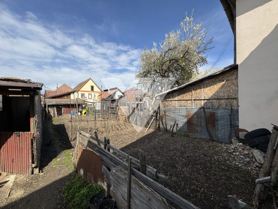 Casa 5 camere, 115 mp utili, teren 270 mp zona Tiglari Sibiu