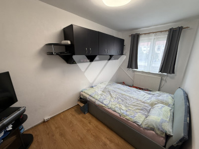 Garsoniera decomandata etaj 1 zona Terezian Sibiu