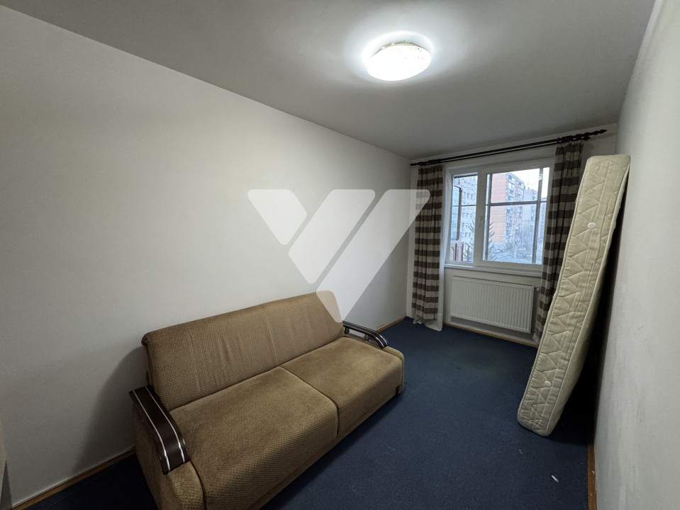 Apartament 3 camere 75 mp, decomandat etaj 3 zona Mihai Viteazu/ Iorga