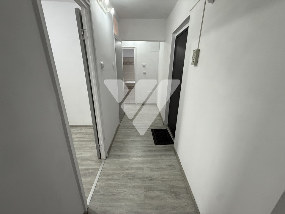 Apartament 2 camere renovat etajul 1 in Vasile Aaron Sibiu