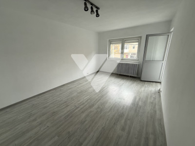 Apartament 2 camere renovat etajul 1 in Vasile Aaron Sibiu