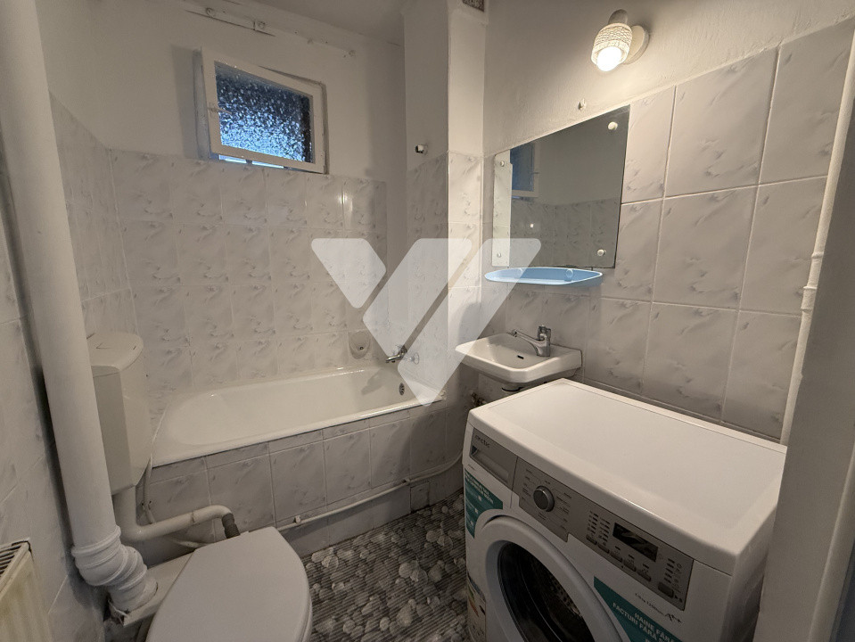 Apartament 2 camere renovat geam la baie zona Tiglari Sibiu