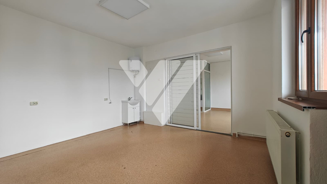 Spațiu comercial 2 camere de inchiriat zona Hipodrom 2