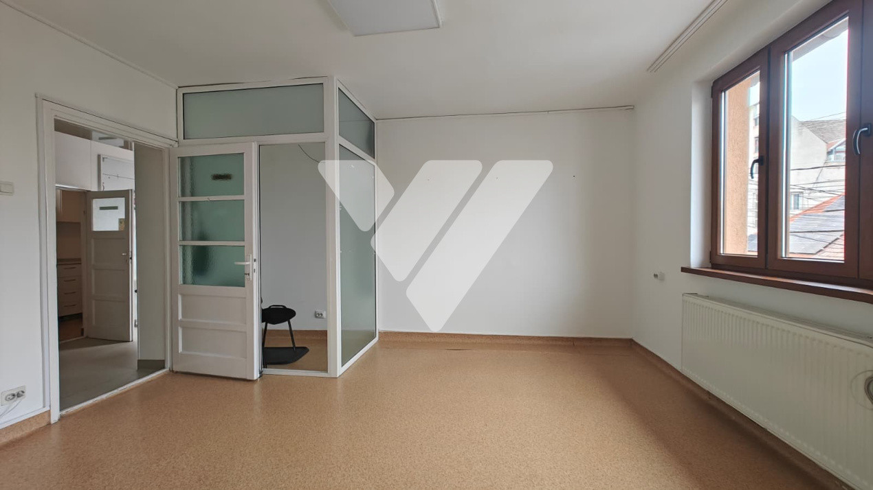 Spațiu comercial 2 camere de inchiriat zona Hipodrom 2