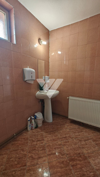 Spațiu comercial 2 camere de inchiriat zona Hipodrom 2