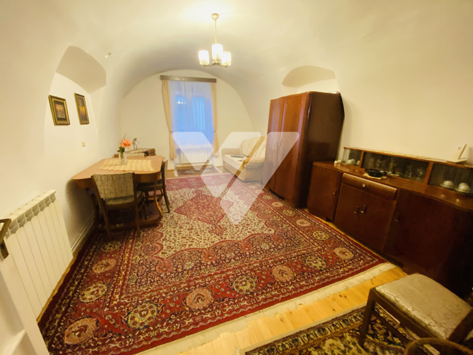 Casa 102 mp utili, teren 198 mp de vanzare in Centrul Istoric Sibiu