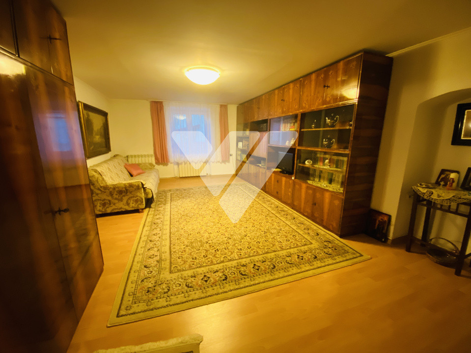 Casa 102 mp utili, teren 198 mp de vanzare in Centrul Istoric Sibiu