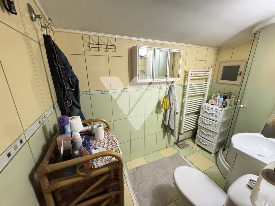 Casa 4 camere, teren 294 mp zona Centrala Cisnadie Sibiu