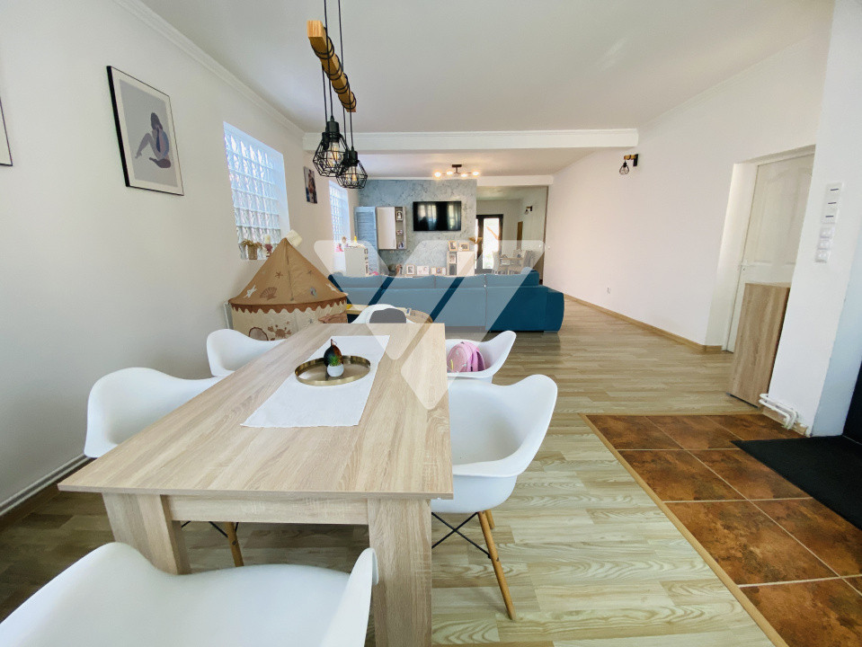 Casa pe un singur nivel 180mp utili Teren 701mp Sura Mare Sibiu