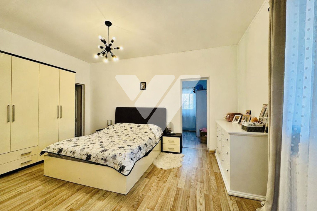 Casa pe un singur nivel 180mp utili Teren 701mp Sura Mare Sibiu