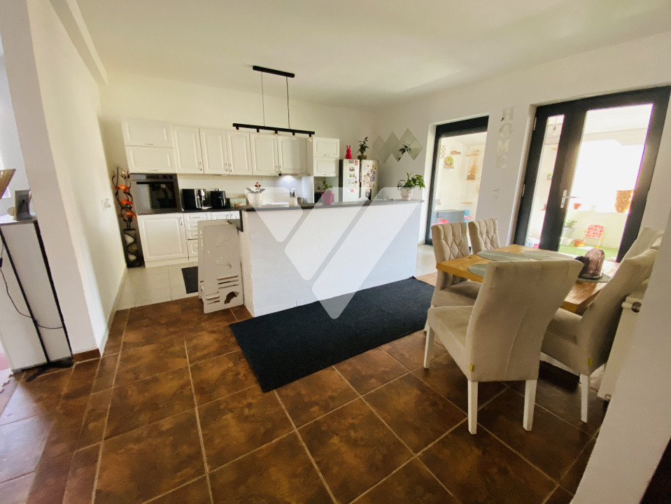 Casa pe un singur nivel 180mp utili Teren 701mp Sura Mare Sibiu